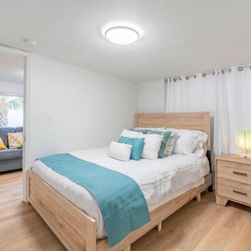 Lovely 2 Bedrooms, Steps Away From The Beach. Bradenton Beach Exterior photo